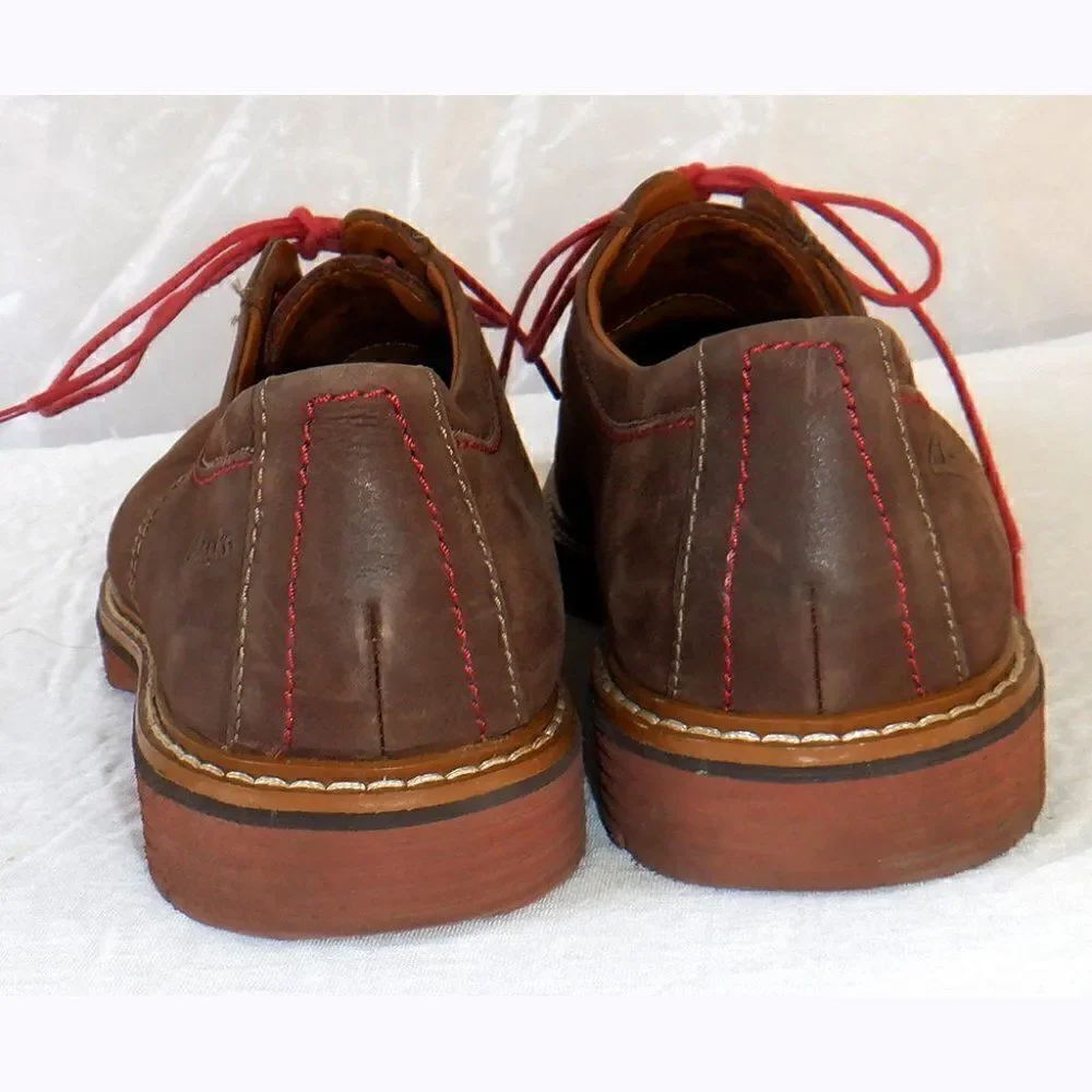 Clarks brand size